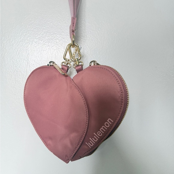 NWT Lululemon Dual Pouch Heart - Picture 7 of 12